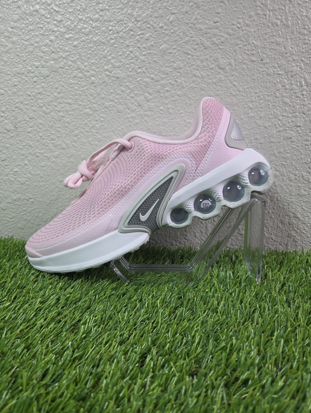 NEW Nike Air Max Dn Pink Foam GS Women Size 8 / Size 6.5Y  FB8987-601